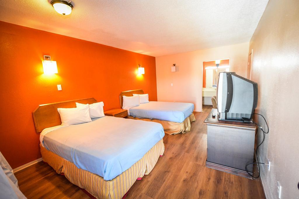 America'S Best Inn Montgomery Монтгомъри Екстериор снимка