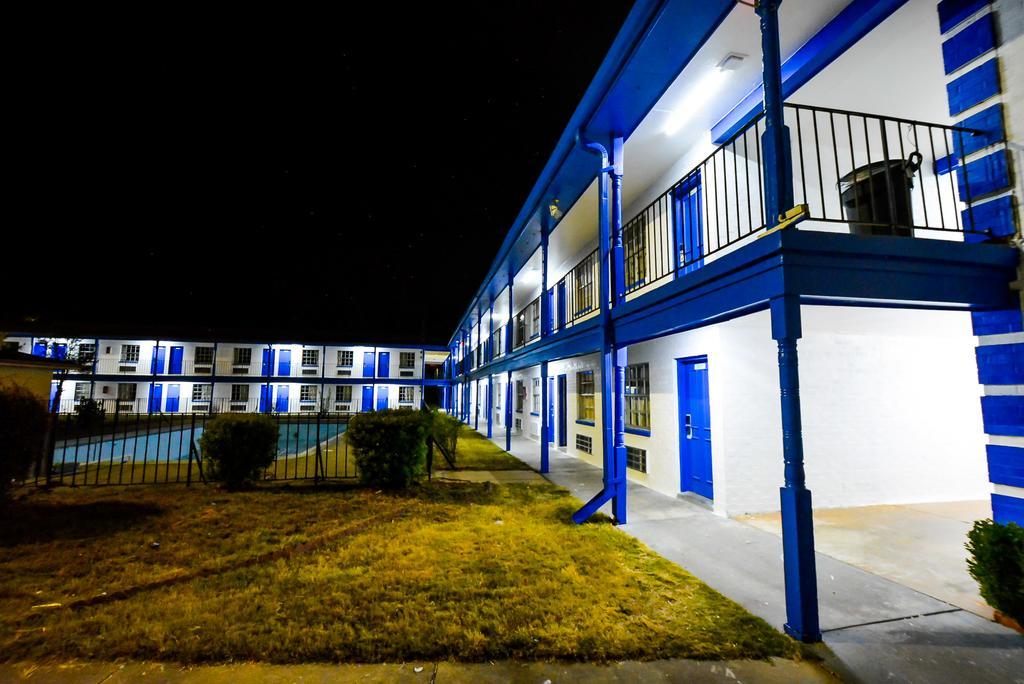 America'S Best Inn Montgomery Монтгомъри Екстериор снимка