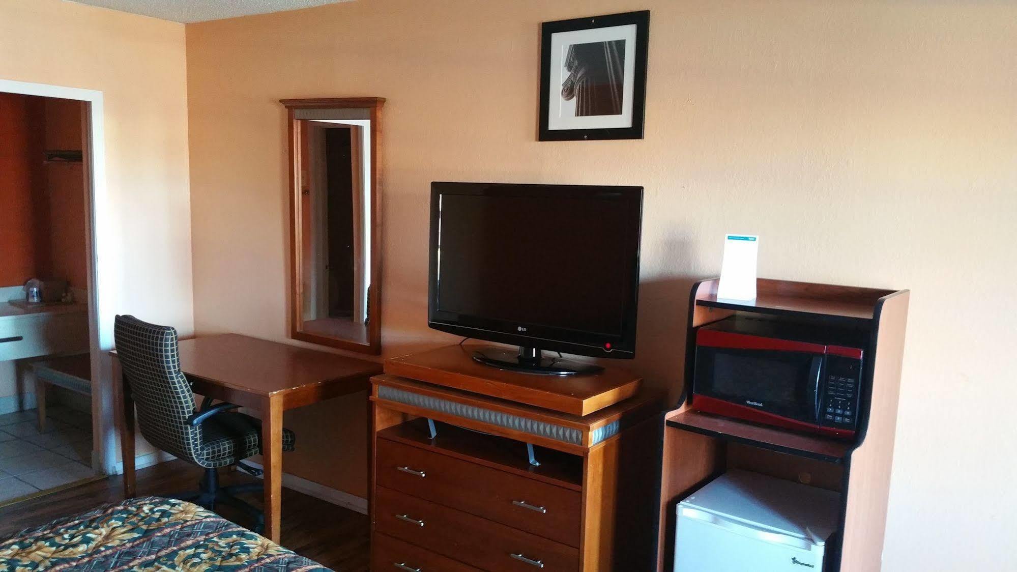 America'S Best Inn Montgomery Монтгомъри Екстериор снимка