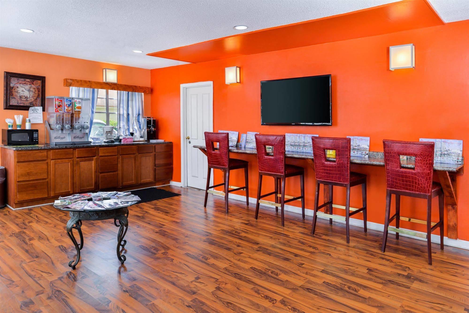 America'S Best Inn Montgomery Монтгомъри Екстериор снимка