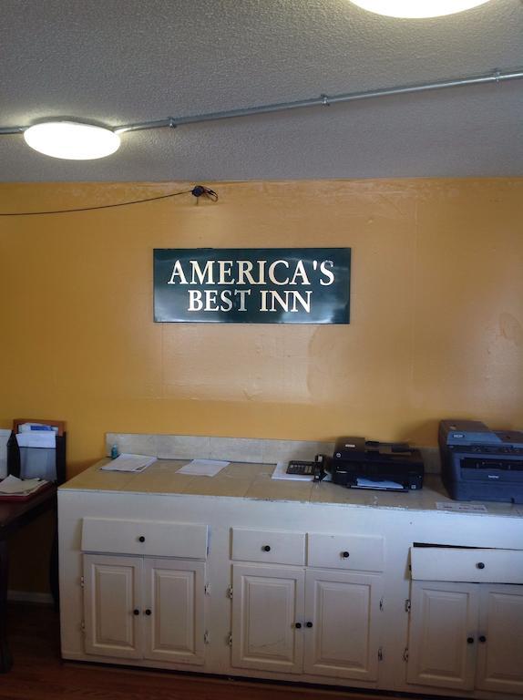 America'S Best Inn Montgomery Монтгомъри Екстериор снимка